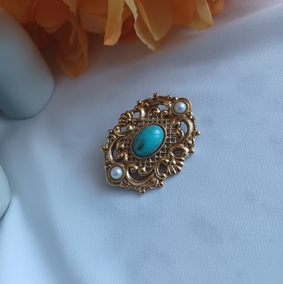 Golden Turquoise Brooch with Pearls - Picture 5 of 12